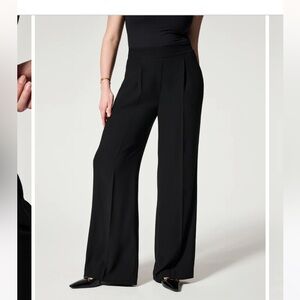SPANX NWT Carefree Crepe Black Pants